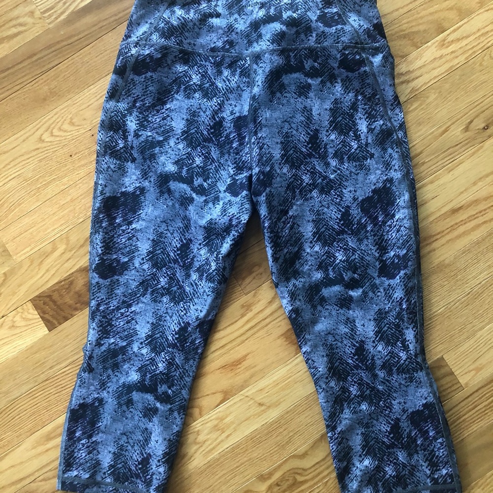 Patagonia capris leggings ladies large